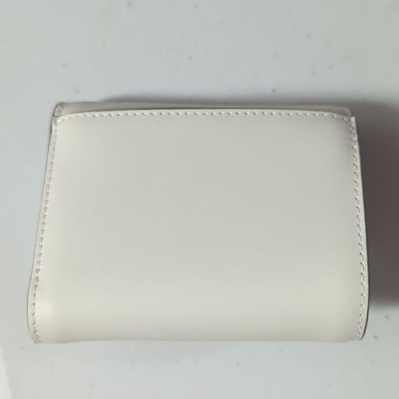 NWT Kate Spade Cream/Gold Wallet - Picture 2 of 7